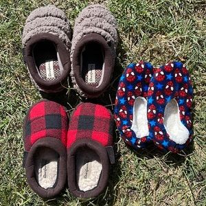 Toddler boys house slippers (3 pair) SZ 7-8